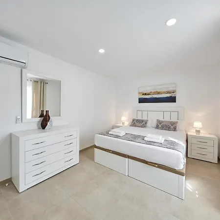 Sonrisa Deluxe Apartments, Levante 3*
