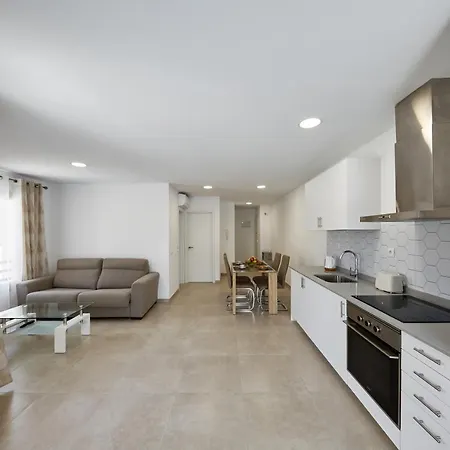 Apartmanhotel Sonrisa Deluxe Apartments, Levante
