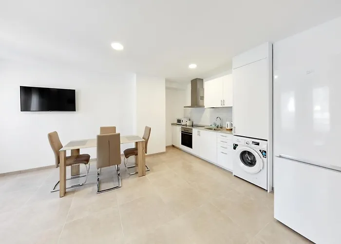 Sonrisa Deluxe Apartments, Levante 3* Бенидорм
