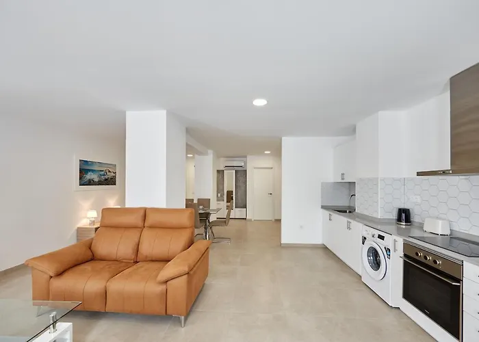Sonrisa Deluxe Apartments, Levante 3*